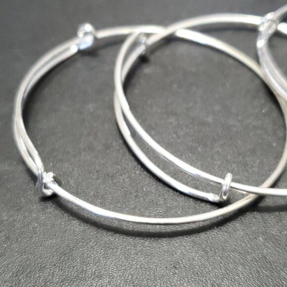 **Final Sale** Plain silver tone charm bangle bracelet lot - Picture 3 of 7